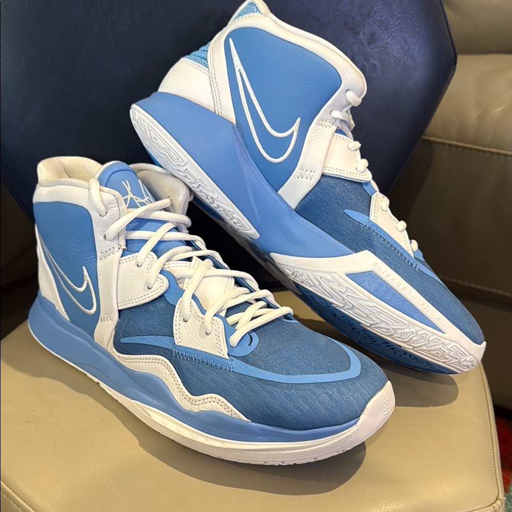 Men Nike Kyrie Infinity Basketball Shoes lt blue DO9616 402 various sizes NWOT